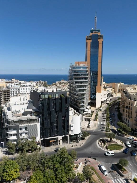رحلة جورجيا الفاخرة بين الجبال والبحر